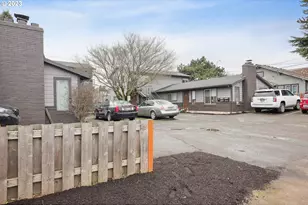 9630 SE Foster Rd, Portland, OR 97266 - Photo 32