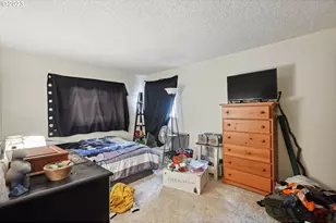 9630 SE Foster Rd, Portland, OR 97266 - Photo 4