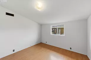 354 S 9th Ct, Coos Bay, OR 97420 - Photo 14