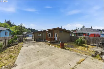 354 S 9th Ct, Coos Bay, OR 97420 - Photo 20