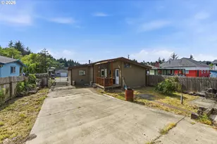 354 S 9th Ct, Coos Bay, OR 97420 - Photo 20