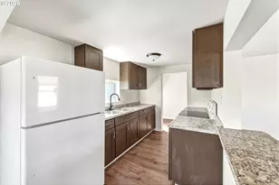817 Perkins St, Milton-Freewater, OR 97862 - Photo 2