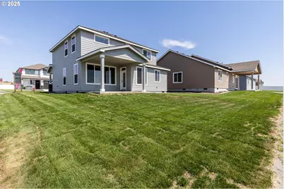 856 E Autumn Ave, Hermiston, OR 97838 - Photo 22