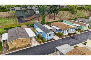 10550 SE 70th Ave, Milwaukie, OR 97222 - Photo 4