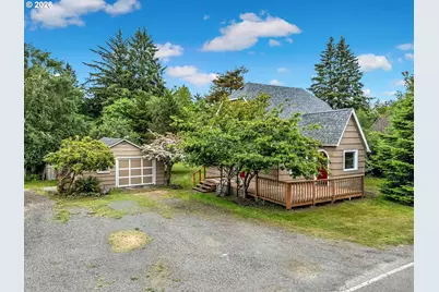 6112 V Pl, Long Beach, WA 98631 - Photo 1