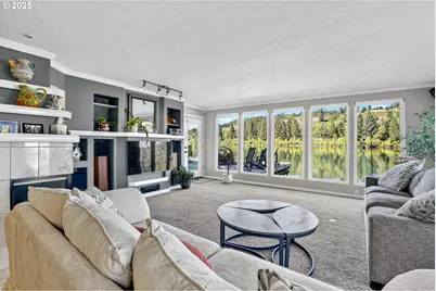 903 S McLoughlin Blvd #A&B, Oregon City, OR 97045 - Photo 8