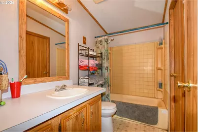 212 S Water St, Weston, OR 97886 - Photo 48