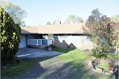 212 S Water St, Weston, OR 97886 - Photo 1