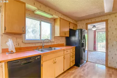 212 S Water St, Weston, OR 97886 - Photo 10