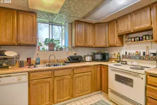 212 S Water St, Weston, OR 97886 - Photo 32