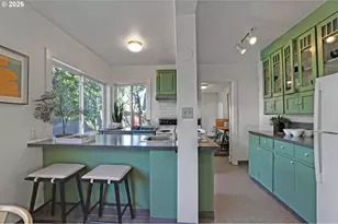 4737 NE Mason St, Portland, OR 97218 - Photo 10