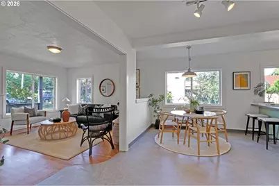 4737 NE Mason St, Portland, OR 97218 - Photo 8