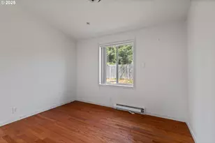 1829 E Willow St, Myrtle Point, OR 97458 - Photo 16