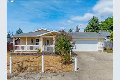 1829 E Willow St, Myrtle Point, OR 97458 - Photo 1