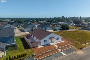 746 Seacrest Dr, Bandon, OR 97411 - Photo 38