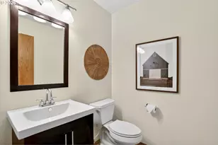 4445 NW Kahneeta Dr, Portland, OR 97229 - Photo 22