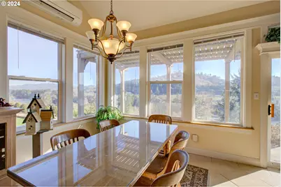 14115 N Bank Rd, Roseburg, OR 97470 - Photo 10