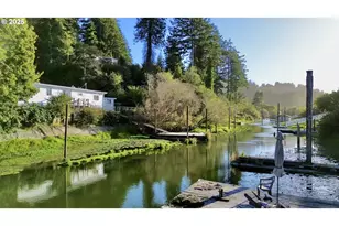 160 Hilltop Dr, Lakeside, OR 97449 - Photo 2