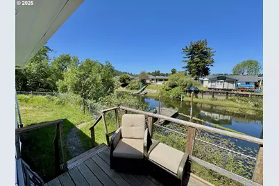 160 Hilltop Dr, Lakeside, OR 97449 - Photo 34