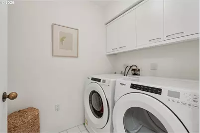2445 NW Westover Rd #210, Portland, OR 97210 - Photo 28