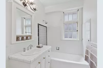 1209 SW 6th Ave, Portland, OR 97204 - Photo 22