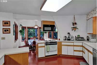 434 E 39th Ave, Eugene, OR 97405 - Photo 10