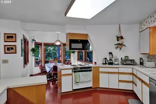 434 E 39th Ave, Eugene, OR 97405 - Photo 10