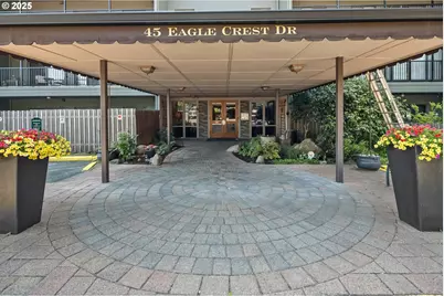 45 Eagle Crest Dr #219, Lake Oswego, OR 97035 - Photo 2