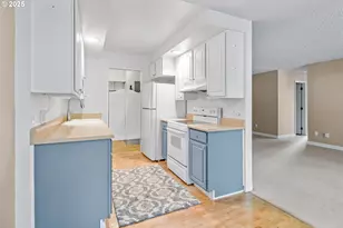 45 Eagle Crest Dr, Lake Oswego, OR 97035 - Photo 10