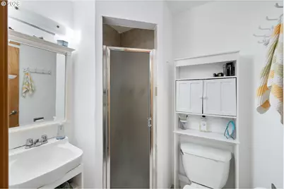 1480 NE Kane Dr, Gresham, OR 97030 - Photo 14