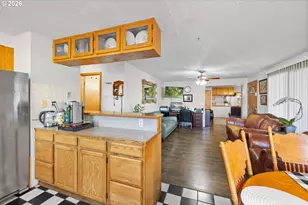 1480 NE Kane Dr, Gresham, OR 97030 - Photo 10