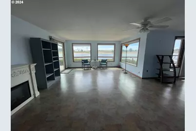 100 Rhododendron Dr, Florence, OR 97439 - Photo 14