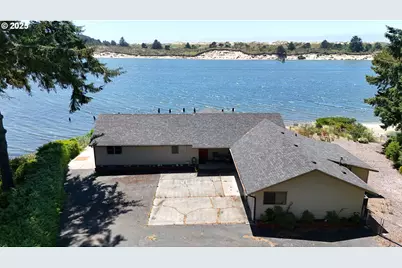 100 Rhododendron Dr, Florence, OR 97439 - Photo 42