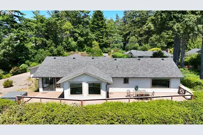 100 Rhododendron Dr, Florence, OR 97439 - Photo 2