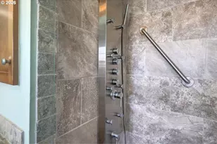 165 NW 1st St, Warrenton, OR 97146 - Photo 36