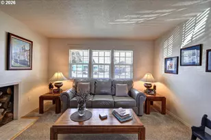 165 NW 1st St, Warrenton, OR 97146 - Photo 14