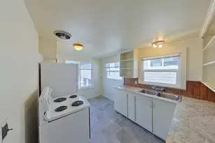 423 E 18th Ave, Eugene, OR 97401 - Photo 14