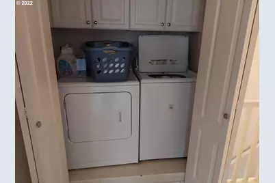 4922 SW 1st Ave, Portland, OR 97239 - Photo 16