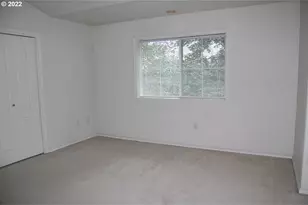 4922 SW 1st Ave, Portland, OR 97239 - Photo 14