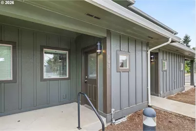 8300 SE Flavel St, Portland, OR 97266 - Photo 8
