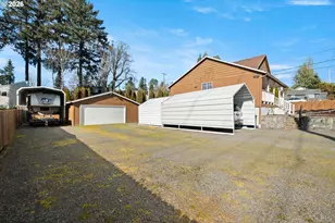 4264 Sussex St, West Linn, OR 97068 - Photo 4