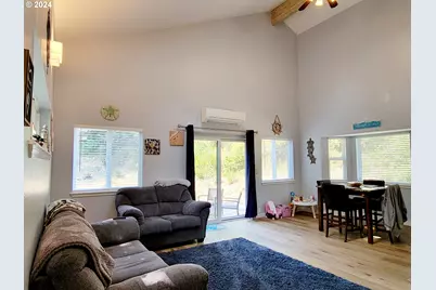 1538 Seacrest Ln, Brookings, OR 97415 - Photo 8