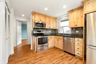 3097 SE Bluebird Dr, Hillsboro, OR 97123 - Photo 14