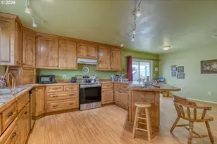 554 W High St, Athena, OR 97813 - Photo 10