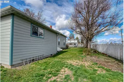 554 W High St, Athena, OR 97813 - Photo 38