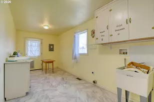 554 W High St, Athena, OR 97813 - Photo 28