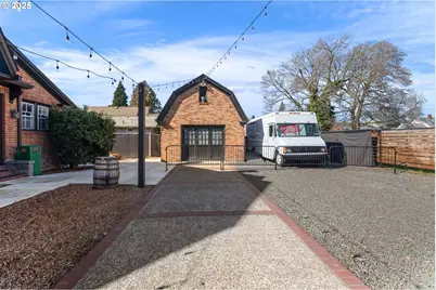 883 SW Church St, Dallas, OR 97338 - Photo 40