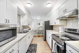 444 SE 153rd Ave, Portland, OR 97233 - Photo 12