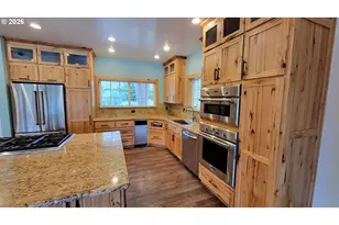 78341 Snauer Ln, Cottage Grove, OR 97424 - Photo 6