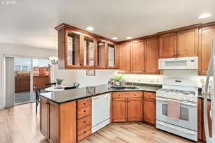 16525 NE 20th St, Vancouver, WA 98684 - Photo 8